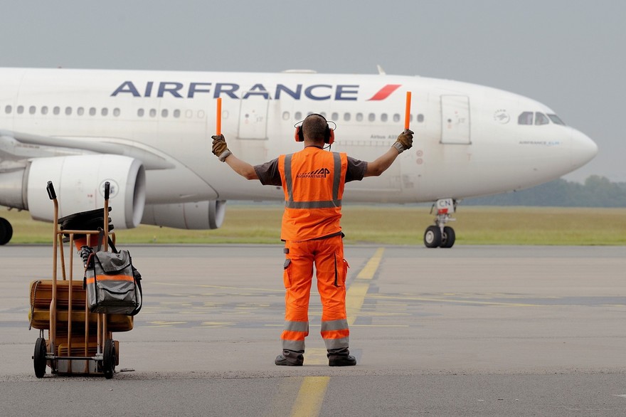 SPECIAL ACTIONS – Air France-KLM : Du plomb dans l’aile